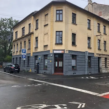 Kolor&dizajn Apartament, Bielsko-biala, Center, Dworzec Pkp * Bílsko-Bělá