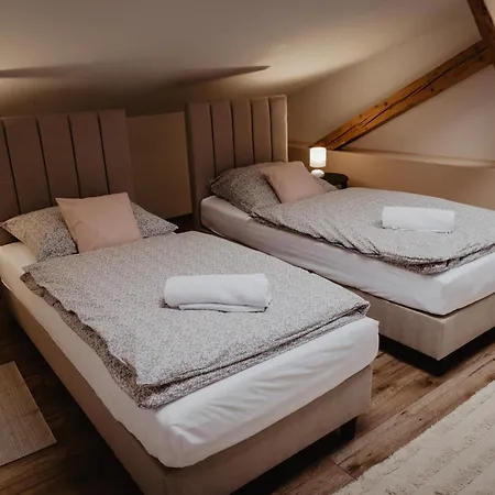 Kolor&dizajn Apartament, Bielsko-biala, Center, Dworzec Pkp 别尔斯克-比亚拉